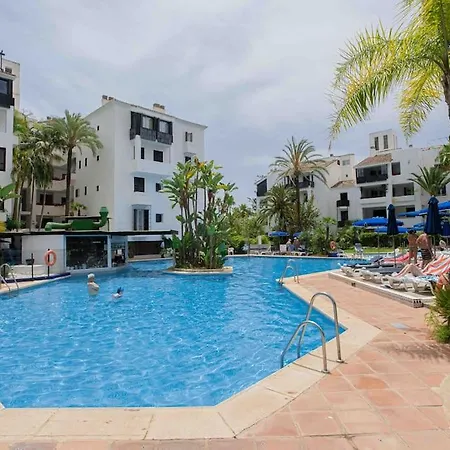 Beautiful 3bdrs Apartm. Seaviews/las Golondrinas/don Carlos Apartment Marbella