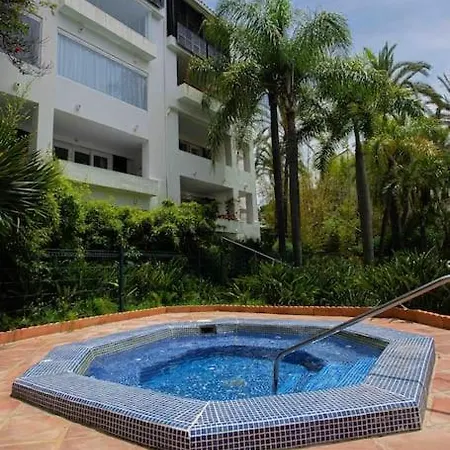 Beautiful 3bdrs Apartm. Seaviews/las Golondrinas/don Carlos Apartment Marbella